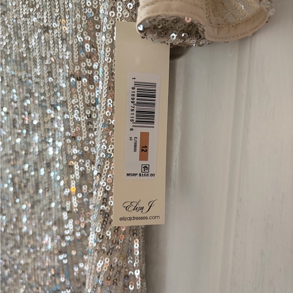 Eliza J Silver Sequin Flutter Sleeve Dress - Picture 3 of 7